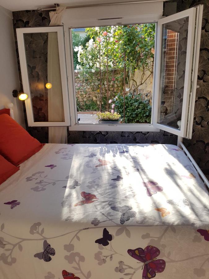 Ferienwohnung La Tourterelle La Rivière-Saint-Sauveur Exterior foto