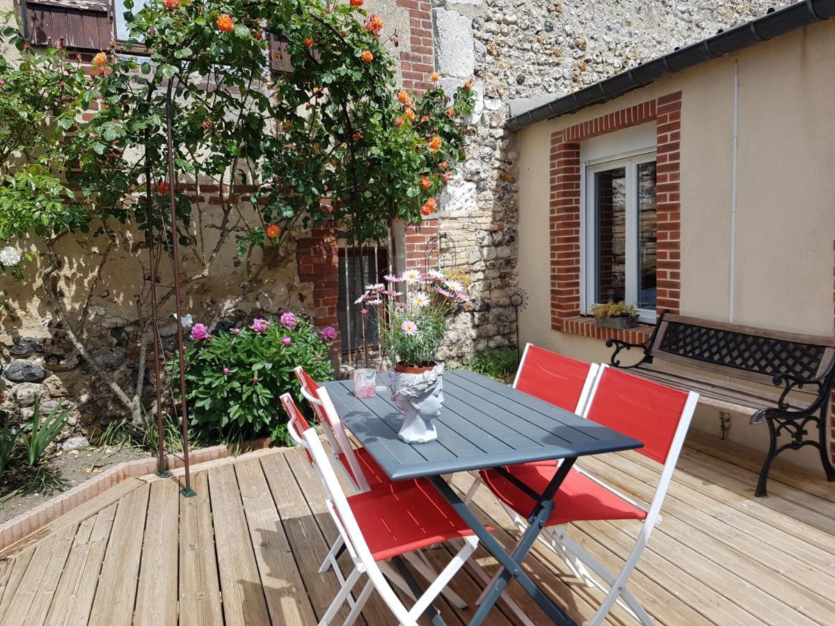 Ferienwohnung La Tourterelle La Rivière-Saint-Sauveur Exterior foto